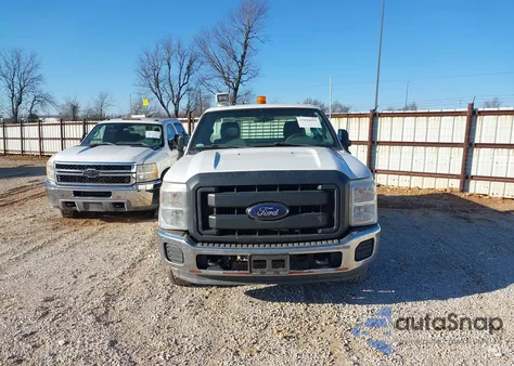 2014 Ford F-250 Xl from USA, damaged, VIN 1FDBF2A67EEB82176